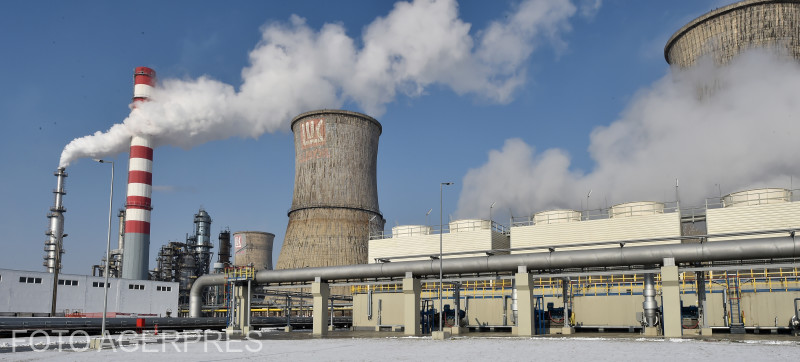 Ministrul Economiei cere „claritate” din partea Energie și Finanțe în cazul Lukoil / „Nu ne putem preface că luptăm împotriva situației din Rusia, furnizându-le combustibil prin alte moduri”