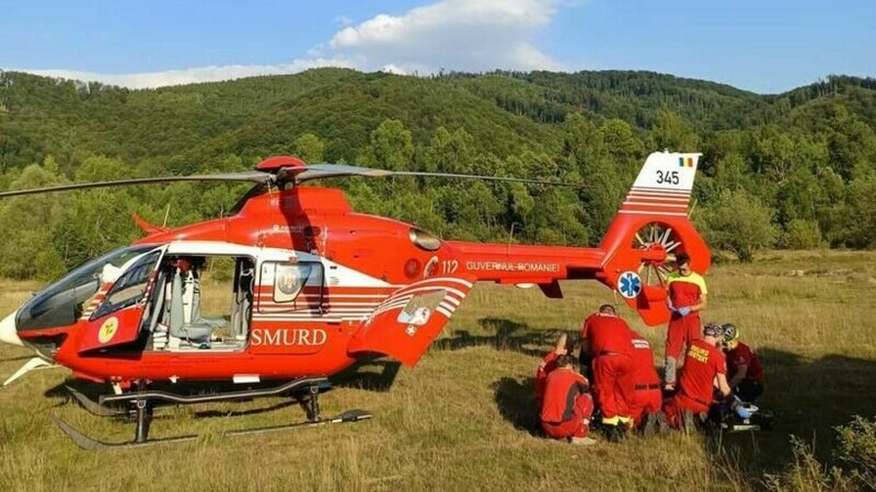 Accident serios de Crăciun pe pista din Predeal: o femeie a căzut în inconștiență după ce a fost izbită de o sanie.