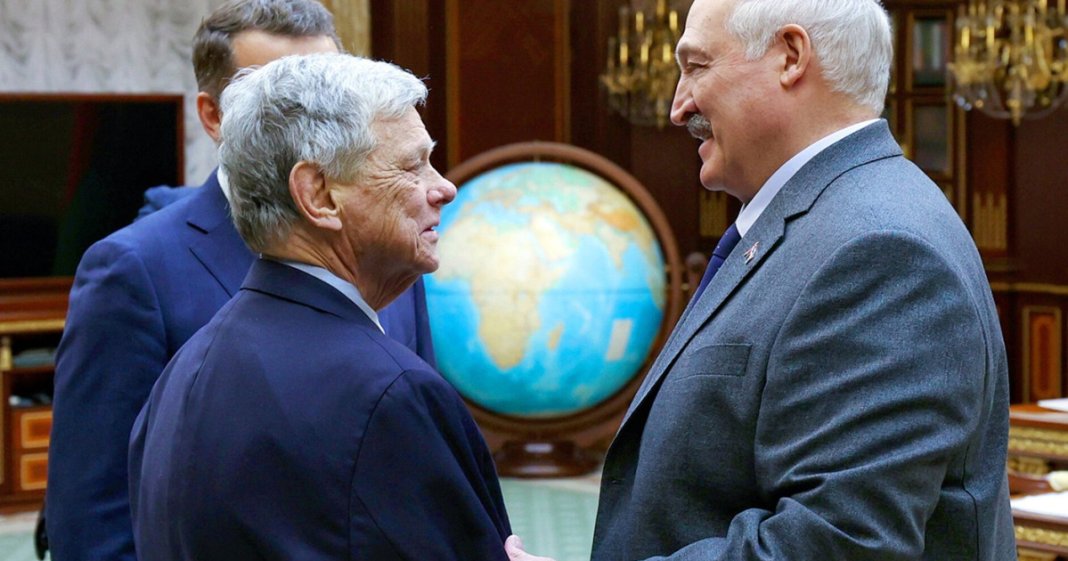 Din spatele negocierilor dintre SUA și Belarus: Lukașenko și bogățiile sale - deținuții politici și vodca