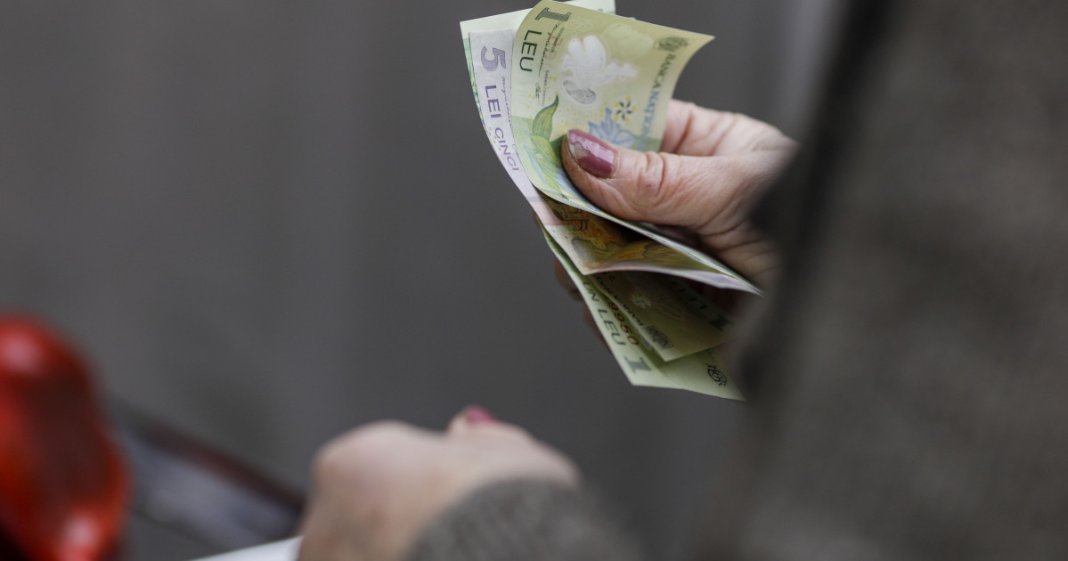 Mai mult de 883.000 de români beneficiază de indemnizația socială pentru pensionari