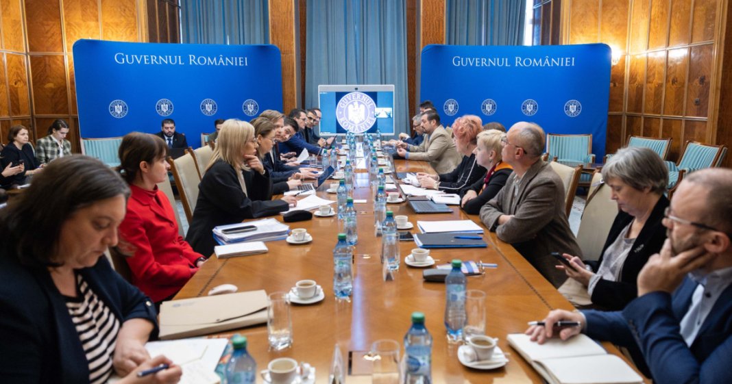 Comitetul de lucru pentru justiție, instituit de Ilie Bolojan, poate să își continue activitatea. CAB a refuzat cererea de suspendare a activității.