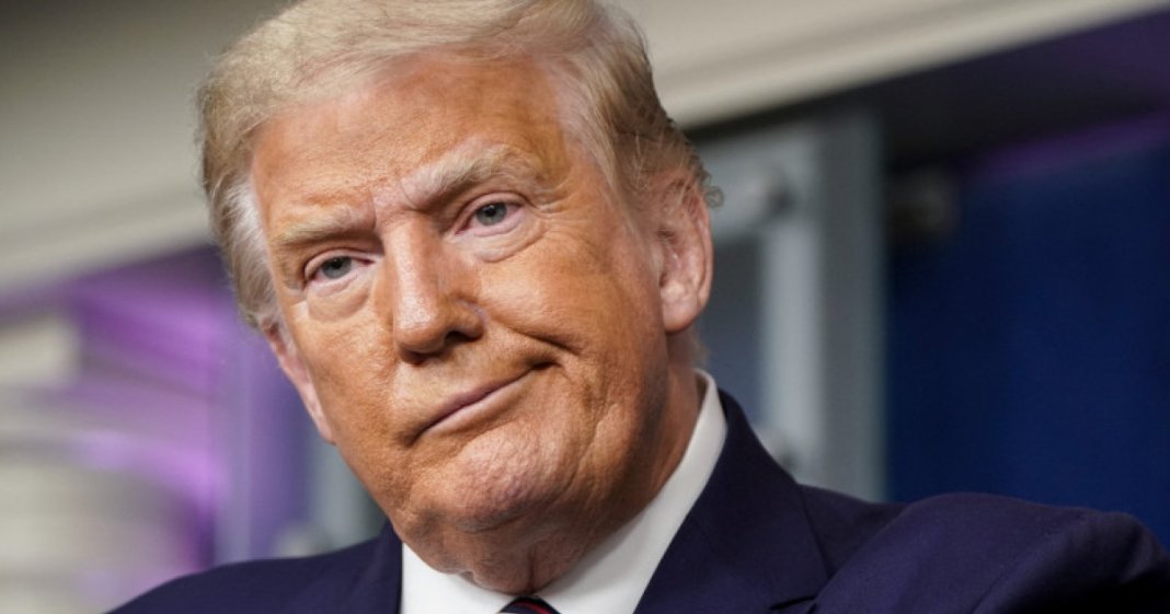 Donald Trump a expus medicamentul pe care-l administrează zilnic, într-o cantitate mai mare decât cea sugerată de către medici.