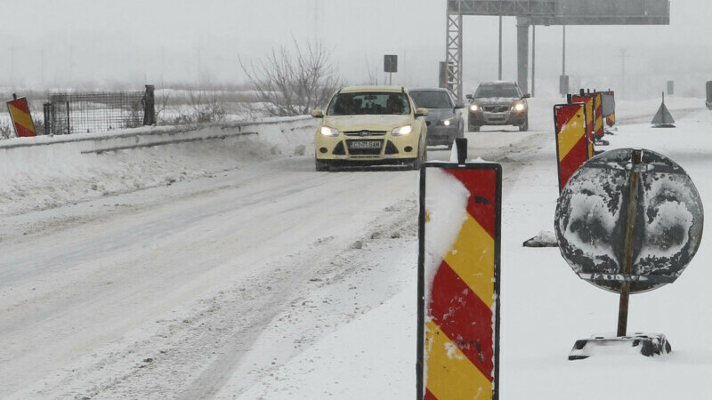 Ninsori și lapoviță se răspândesc în aproape toată țara. Meteorologii au anunțat cod galben și portocaliu.