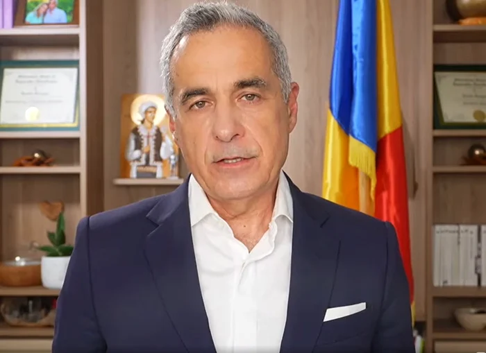 Călin Georgescu contestă afirmațiile privind cererea de azil politic în SUA și Canada: „Folosirea numelui meu s-a realizat fără consimțământul meu” Călin Georgescu contestă afirmațiile privind cererea de azil politic în SUA și Canada: „Folosirea numelui meu s-a realizat fără consimțământul meu”