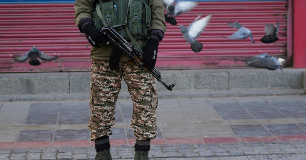 Sondaj: Numai un sfert dintre americani susțin atacurile asupra Iranului, iar jumătate consideră că Trump recurge...