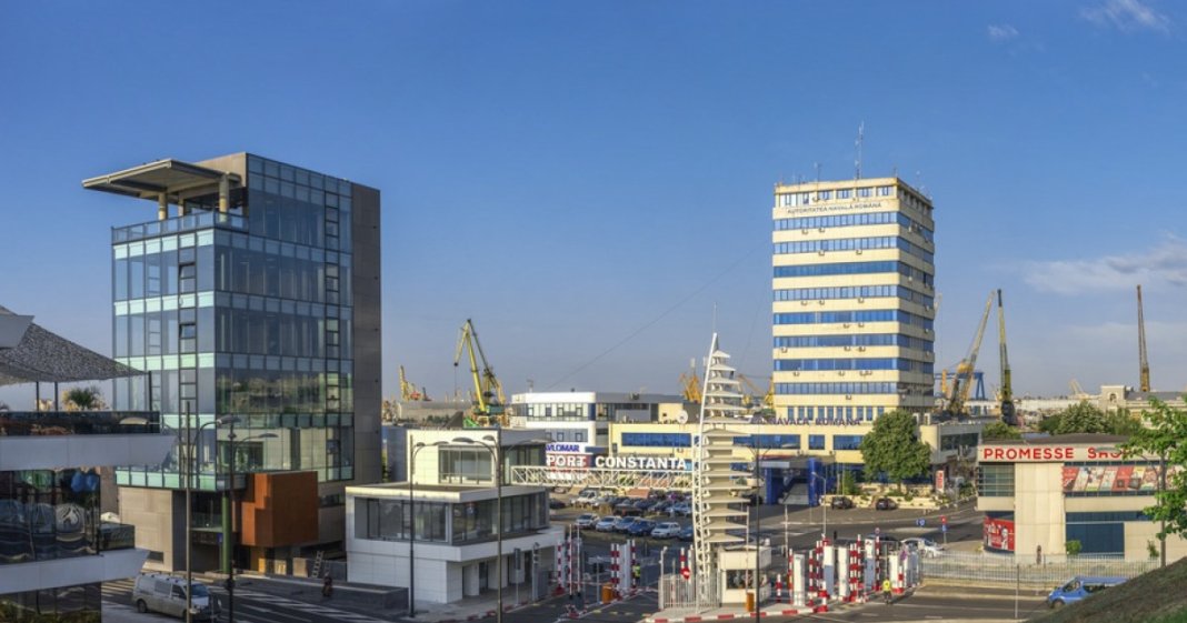 Stenograme: Mita din Portul Constanța obținută prin comunicări afectuoase. „300 de euro” / „Te ador...”