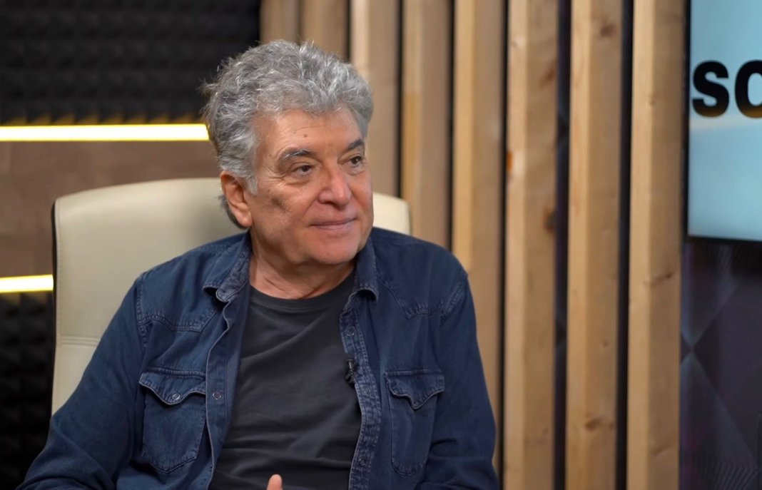 ULTIMA ORĂ: Iulian Vrabete, basistul formației Holograf, a murit la vârsta de 70 de ani.