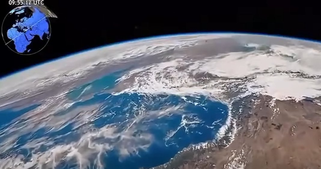 Imagini neobișnuite ale Mării Negre din cosmos, capturate de capsula Orion în cadrul misiunii Artemis II