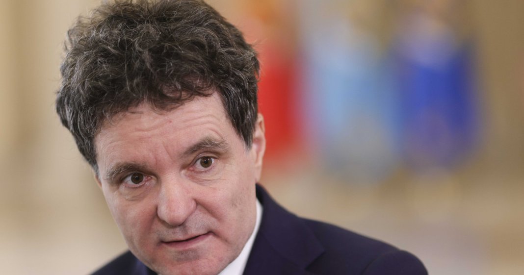 Nicușor Dan detaliază numirile anteriorilor lideri ai DNA și ai Parchetului General în noi roluri de conducere.