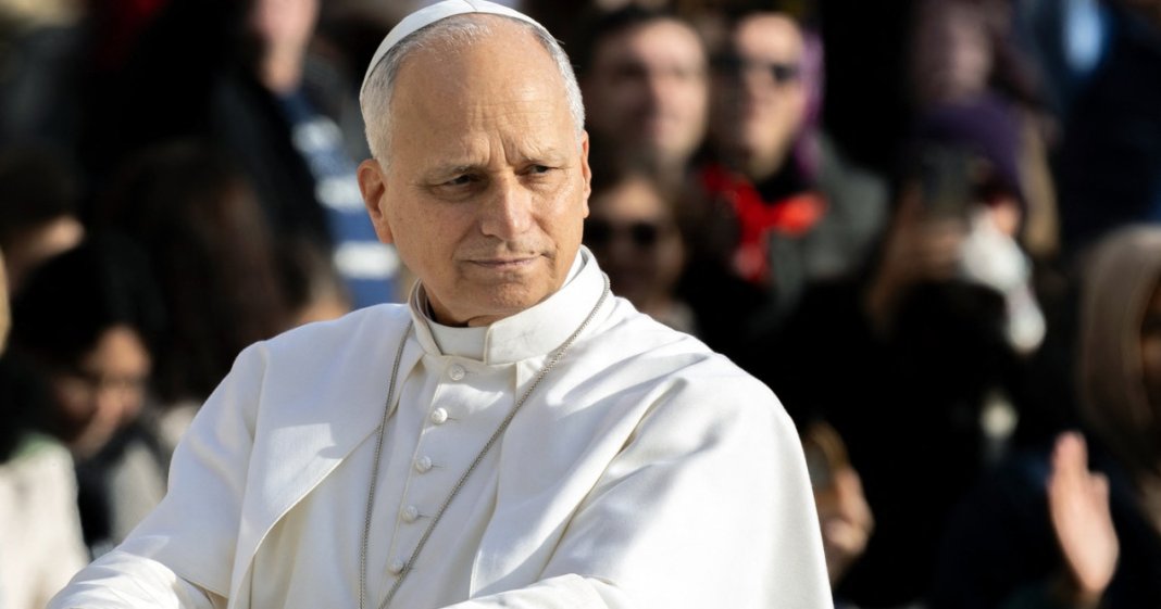 „Nu este în favoarea mea”: Papa Leon lămurește intervențiile percepute ca...