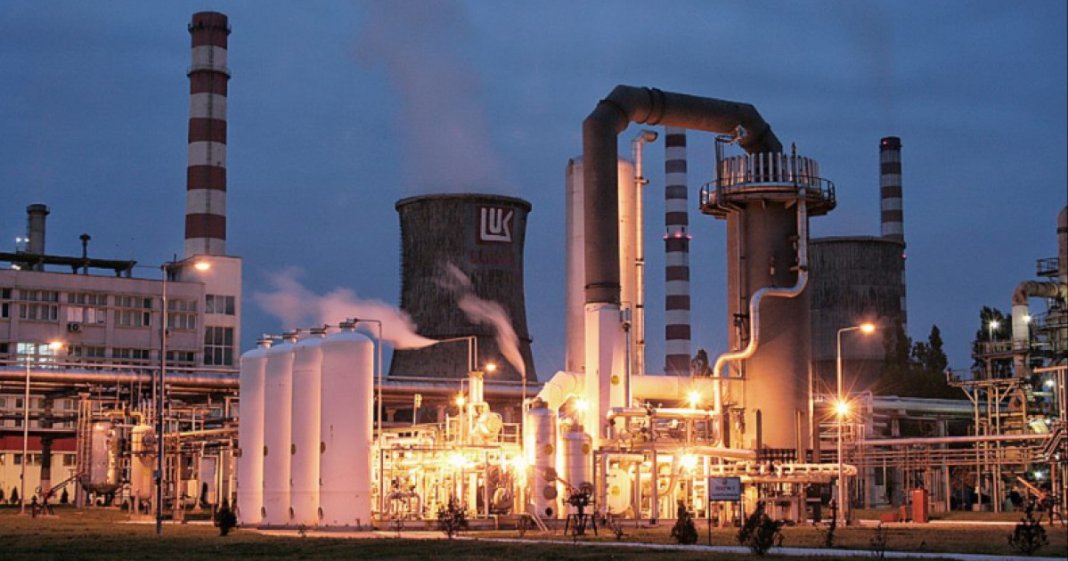 Redeschiderea rafinăriei Petrotel Lukoil a fost aprobată. Bogdan Ivan: „Am obținut confirmarea oficială de...