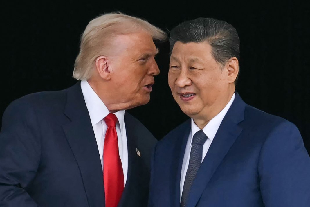 Trump declare că „redeschide permanent” Strâmtoarea Ormuz pentru China, iar Xi îi va oferi o „îmbrățișare largă și primitoare”