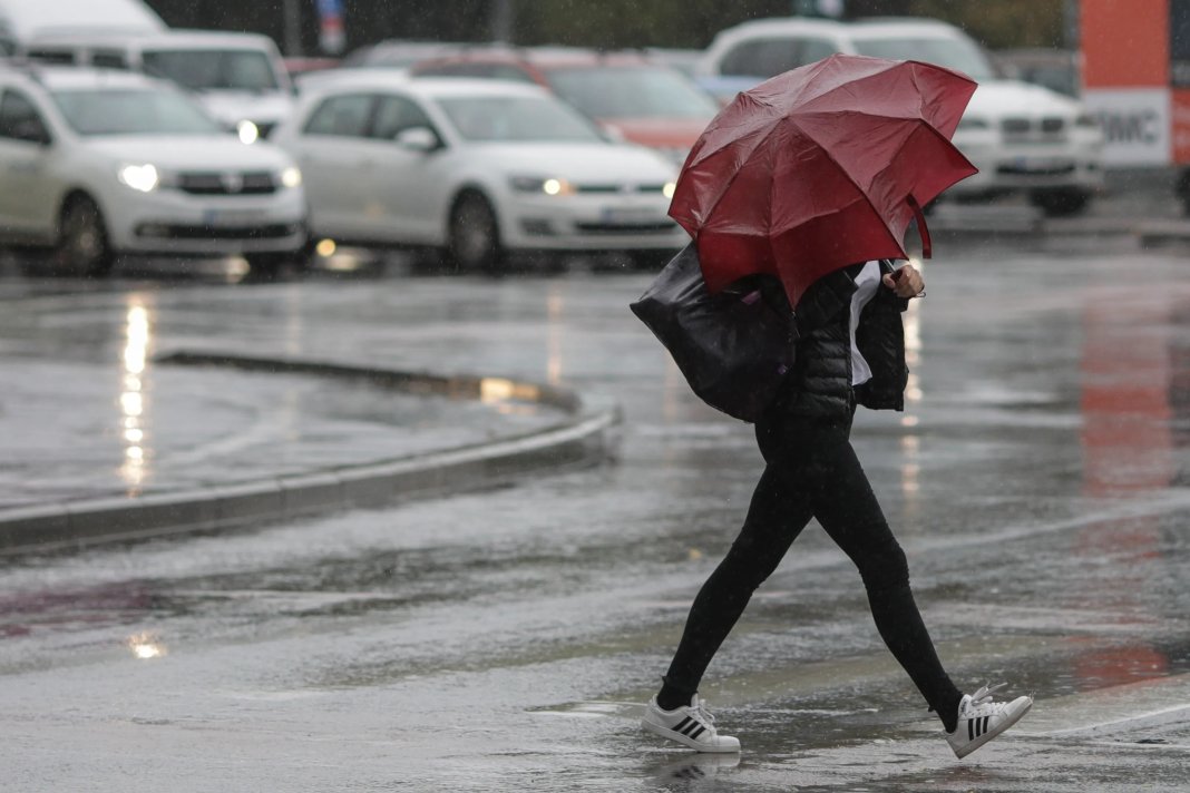 Vreme variabilă: precipitații și ninsori în zonele de munte. Perioada de frig care va începe săptămâna viitoare și previziunile pentru sărbătoarea Paștelui.