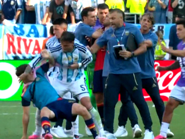 Conflict după Spania - Argentina 1-0: Gavi și Paredes s-au luat la bătaie! Imagini uimitoare